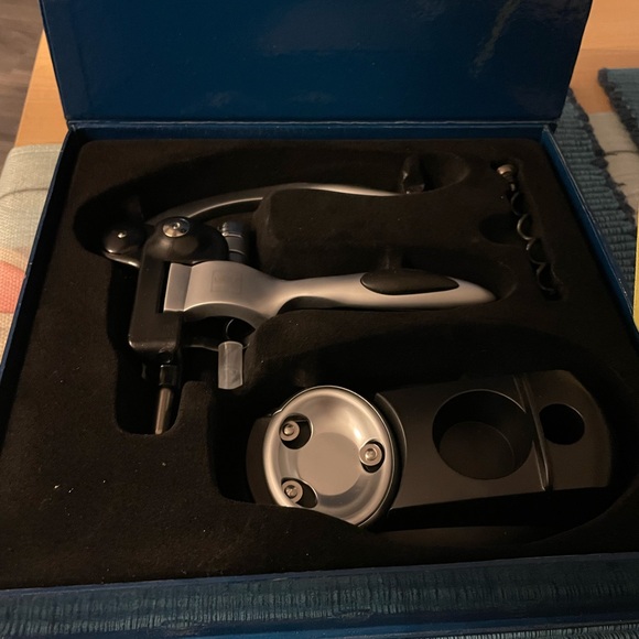 Mikasa elite never used corkscrew set.  Still in box. - Picture 3 of 4